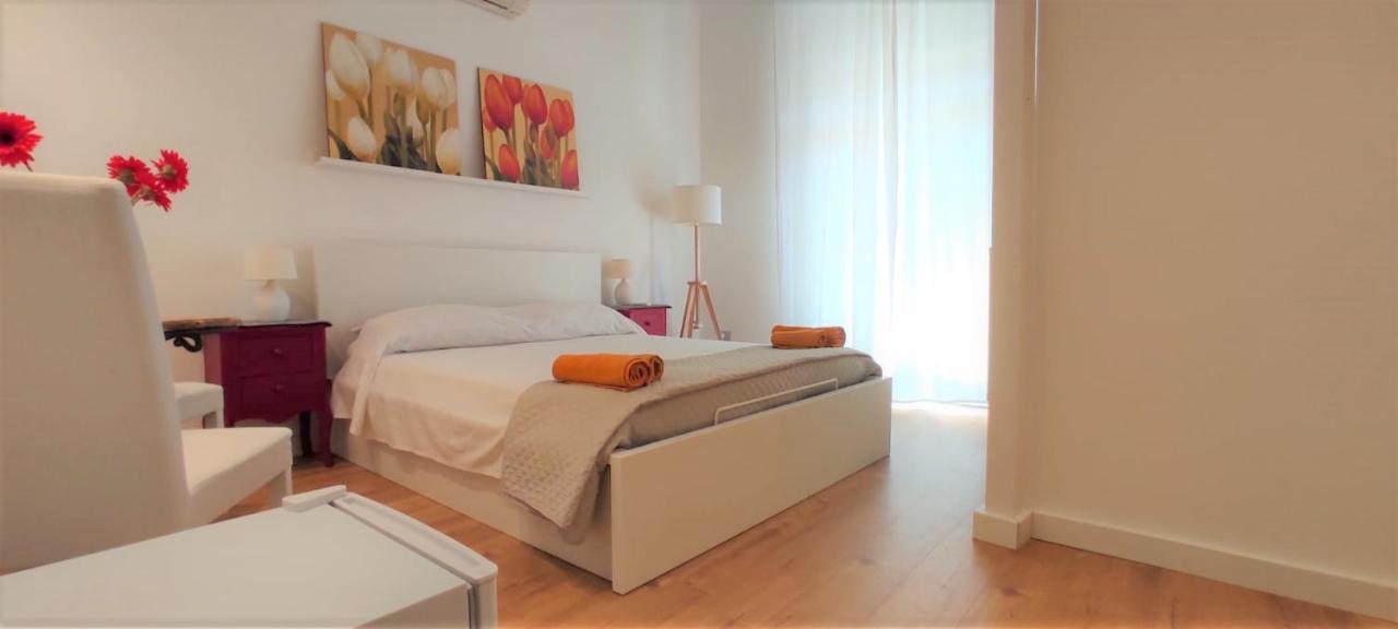 Living Cagliari Marina Bed & Breakfast Eksteriør bilde